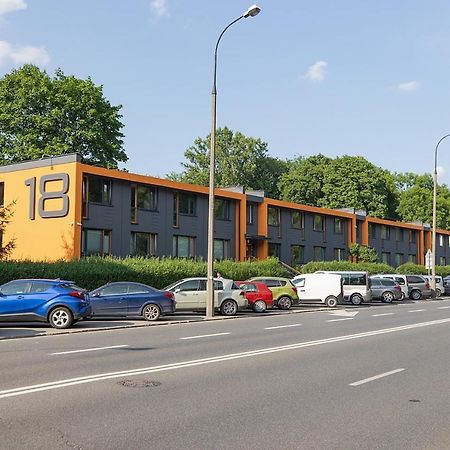 Batorego 18 - White - 450M Stacja Metra Pola Mokotowskie, 800M Biblioteka Narodowa, 20M Piekny Park Pola Mokotowskie, 800M Do Sgh - Wifi - Smart Tv - Good Apartments Варшава Екстериор снимка