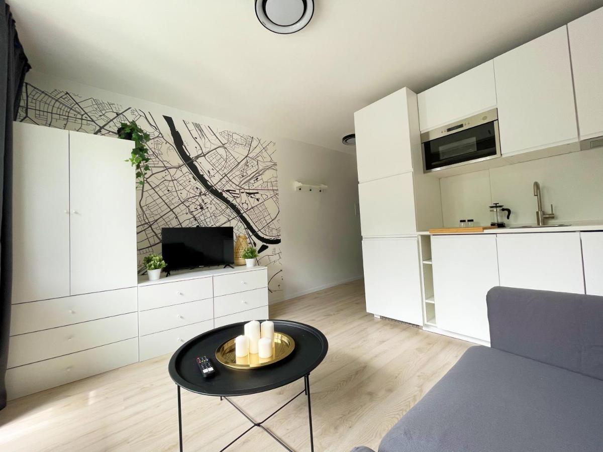 Batorego 18 - White - 450M Stacja Metra Pola Mokotowskie, 800M Biblioteka Narodowa, 20M Piekny Park Pola Mokotowskie, 800M Do Sgh - Wifi - Smart Tv - Good Apartments Варшава Екстериор снимка